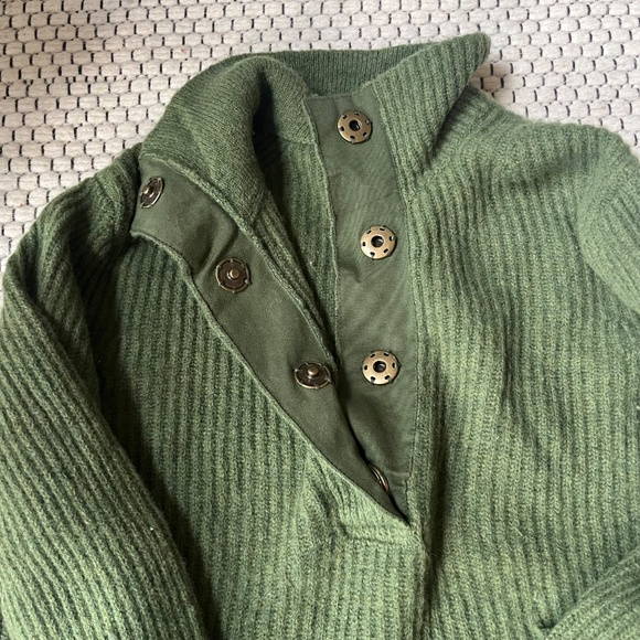 J.Crew Lambswool Quarter Snap-Collar Ribbed Sweater – Army Green – Size Small - Picture 3 of 6